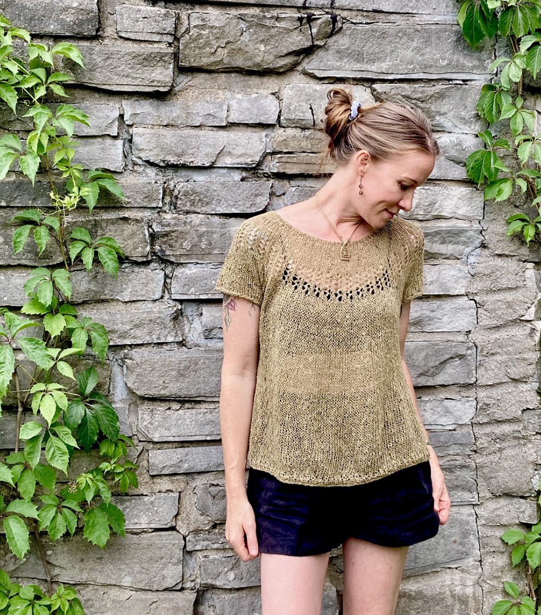 Honey Bee Tee © This.Bird.Knits