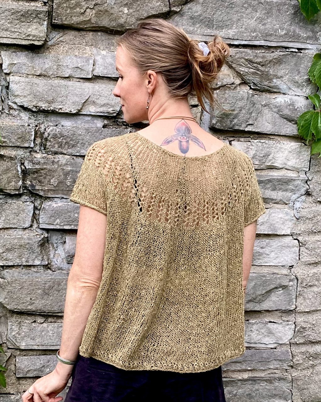 Honey Bee Tee © This.Bird.Knits